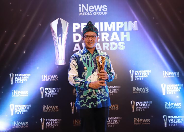 Bupati Dadang Supriatna Kembali Raih Penghargaan Pemimpin Daerah Awards 2024, Kepala Daerah Kolaboratif