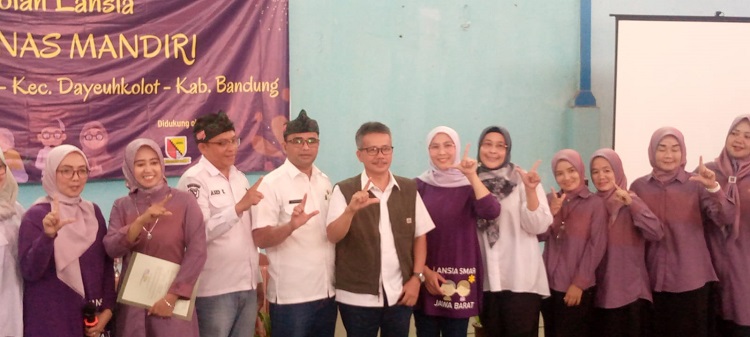Launching Sekolah Lansia Tanginas Mandiri, Dibuka Kadinsos Kabupaten Bandung
