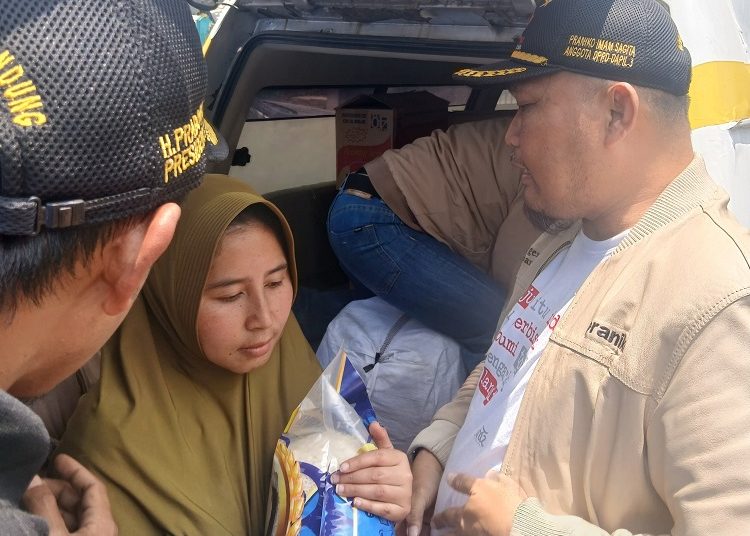 Ketua Fraksi DPRD Partai Gerindra, Berikan Bantuan Kepada Para Korban Terdampak Gempa Kertasari