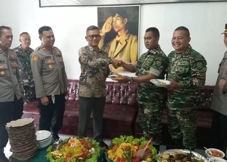 HUT ke-79 TNI Kehangatannya Terasa Hingga Pelosok Negeri