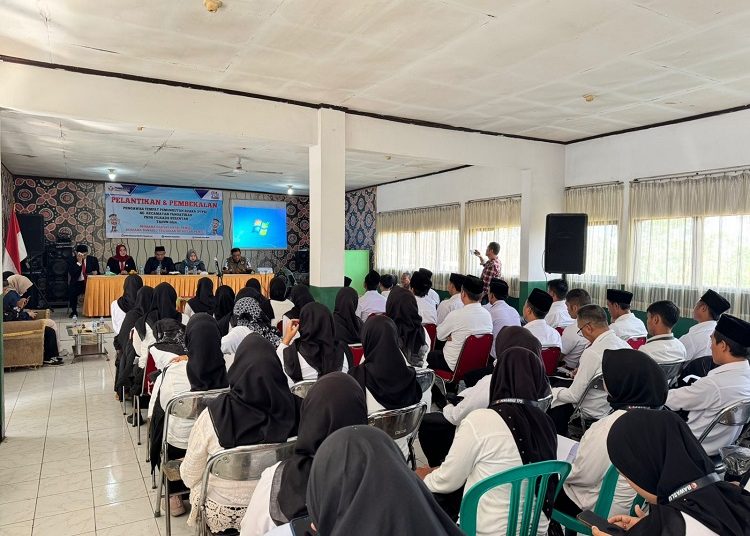 Pengambilan Sumpah dan Pelantikan Pengawas Tempat Pemungutan Suara ( PTPS) di 3 Kecamatan