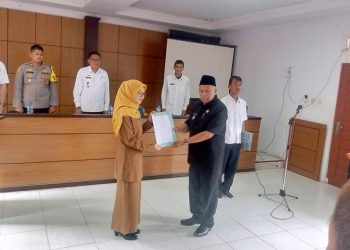 Kades Dede Engkuh: Sejarah Baru di Desa Sukamaju Ada Aparat Desa Perempuan