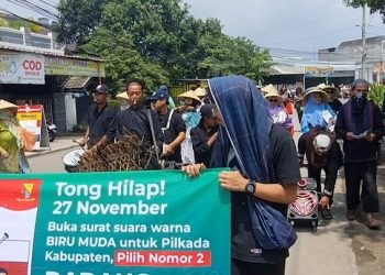 Para Seniman Jalanan Siap Sukseskan Kemenangan Dadang Supriatna-Ali Syakieb