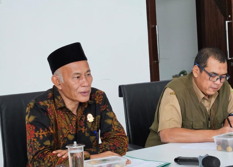 Ketua Komisi C Tarya Witarsa: Pengelolaan Sampah Harus Ada Komitmen Bersama.