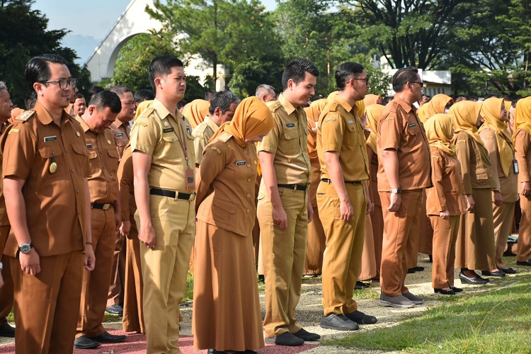 Pemkab Sumedang Gelar Apel Gabungan Awal Tahun 2025