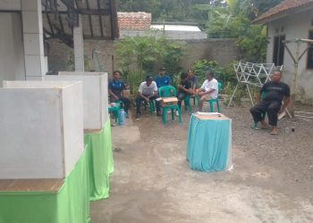 Demokrasi Mini di Sumedang! Ketua RT Baru Langsung Desak Pemkab Perbaiki Jalan