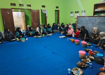 TP-PKK Desa Sukawening Gelar Pembinaan Dasa Wisma, Perkuat Peran Kader di Tingkat RW