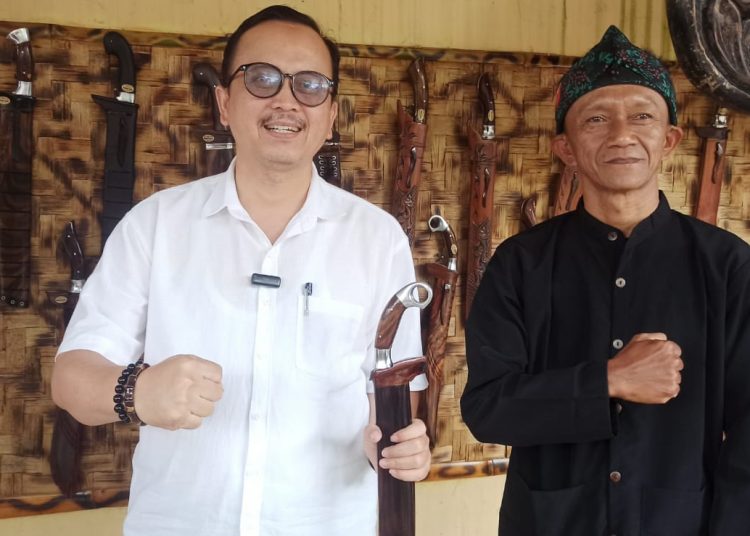 Kadisbud Kabupaten Bandung Implementasikan “Sapa Pesona Budaya BEDAS” di Pagelaran Seni Desa Mekarmaju